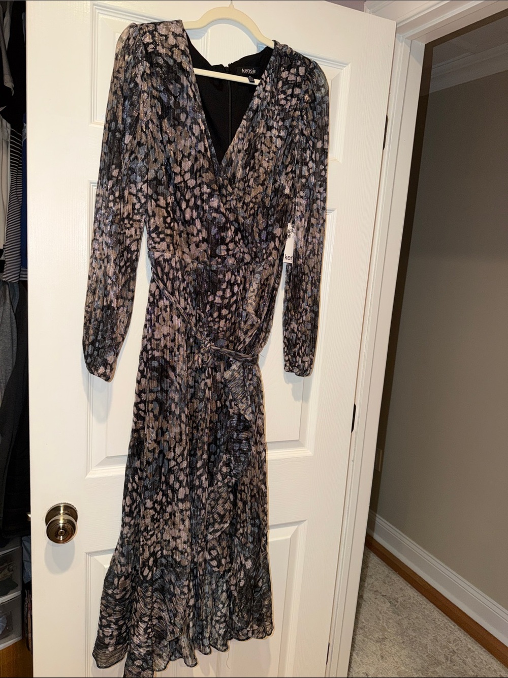 Kensie Black and Taupe Long Sleeve Printed Wrap Dress